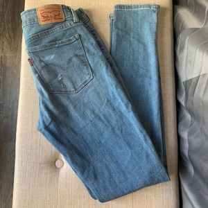 Levi skinny jeans size 26